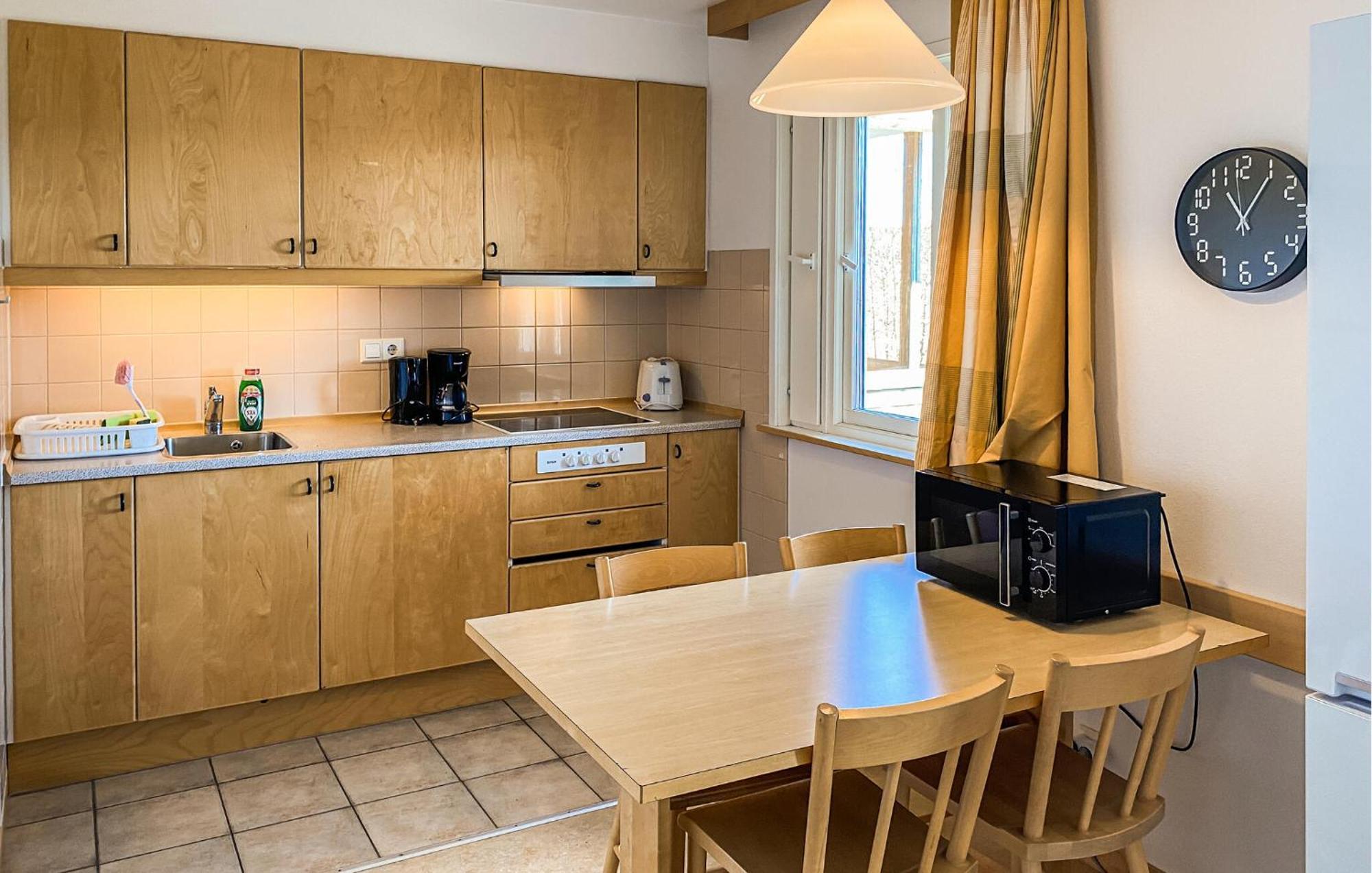 Lovely Home In Hok With Wifi Exteriör bild